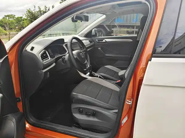 Volkswagen T-Roc 2020