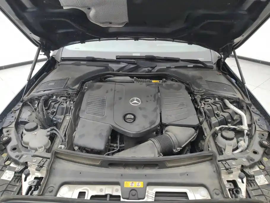 Mercedes-Benz C-Class 2023 — фото 10