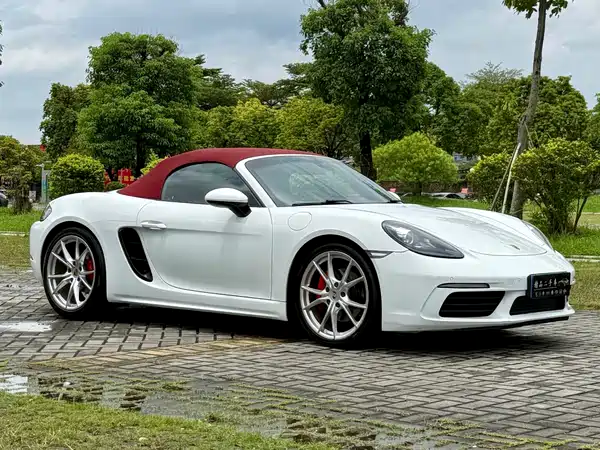 Porsche 718 2019