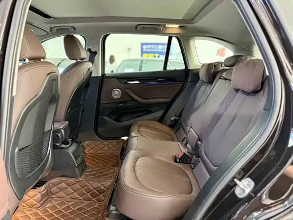 BMW X1 2021