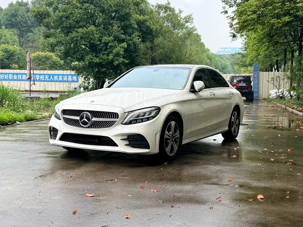 Mercedes-Benz C-Class 2019 — фото 1