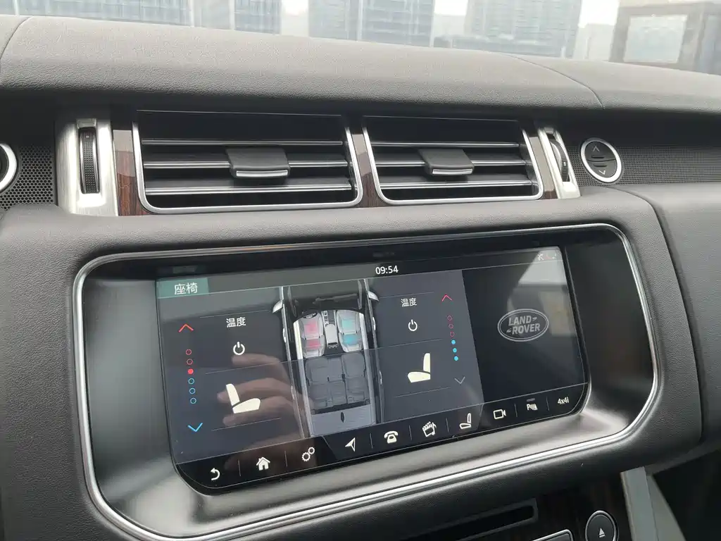 Land Rover Range Rover 2018 — фото 18