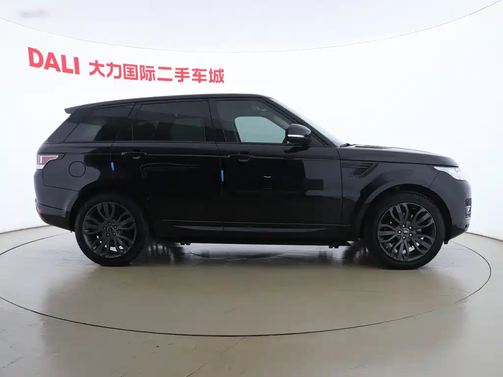 Land Rover Sport 2017 — фото 17
