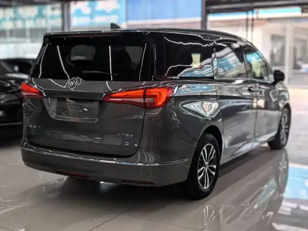 Buick GL8 2018