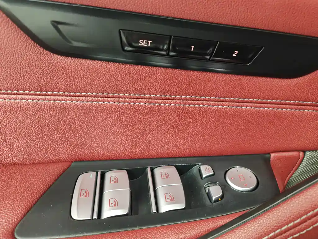 BMW 5 Series 2021 — фото 13