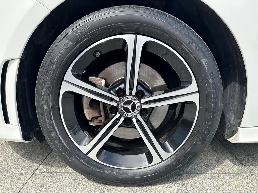 Mercedes-Benz A-Class 2022 — фото 36