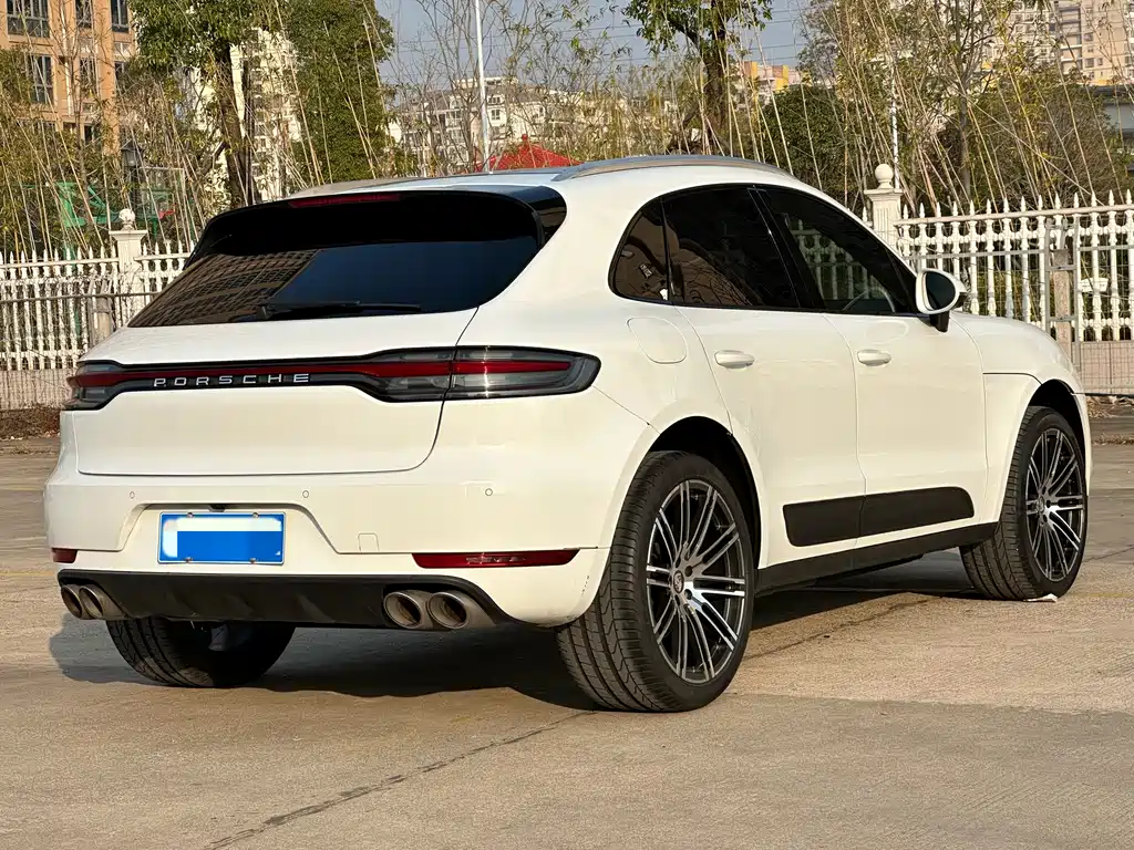Porsche Macan 2021 — фото 9