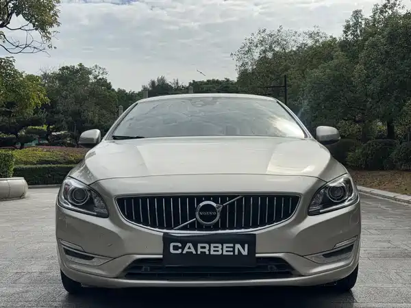 Volvo S60 2019