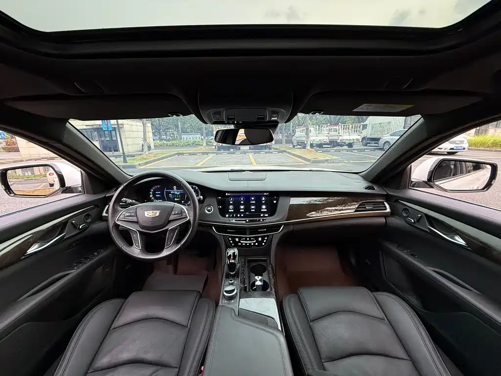 Cadillac CT6 2022 — фото 13