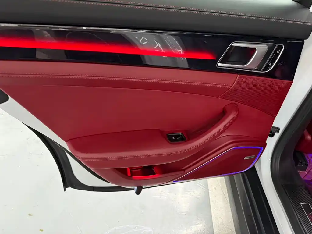 Porsche Panamera 2019 — фото 13
