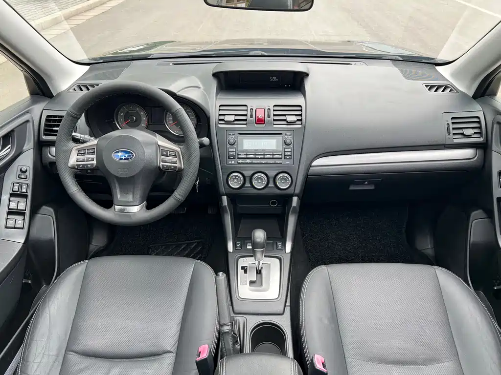 Subaru Forester 2014 — фото 14