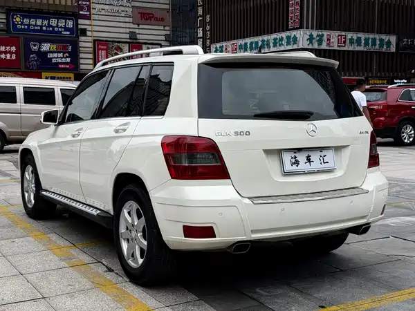 Mercedes-Benz GLK-Class 2011