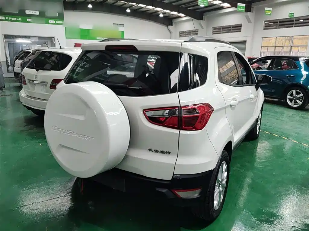 Ford Ecosport 2015 — фото 5