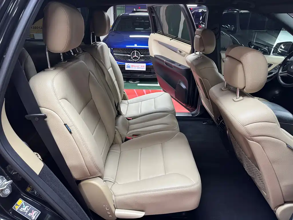 Mercedes-Benz R-Class 2014 — фото 35