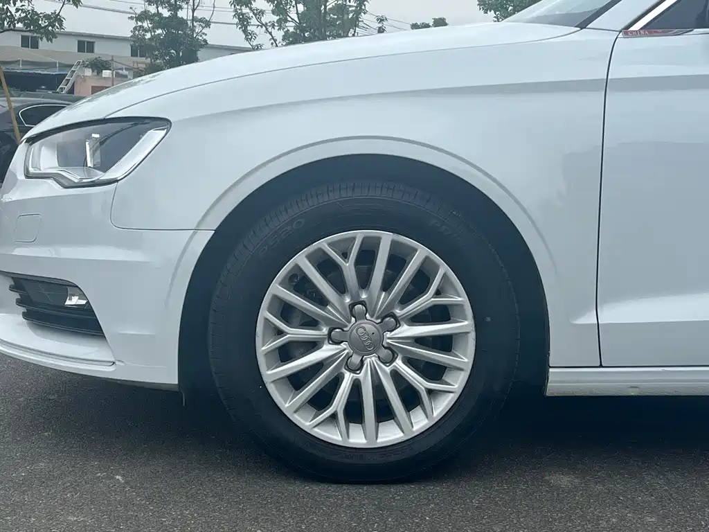 Audi A3 2016 — фото 8