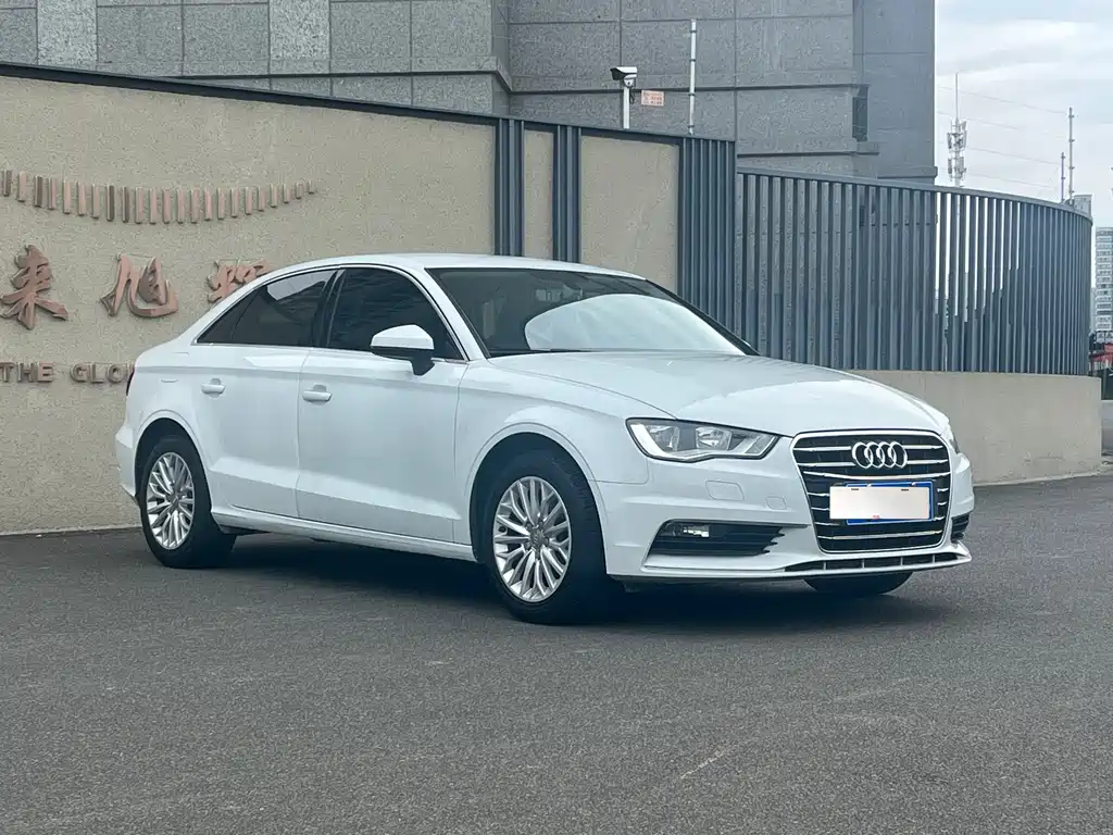 Audi A3 2016 — фото 3