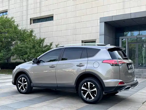 Toyota RAV4 2019