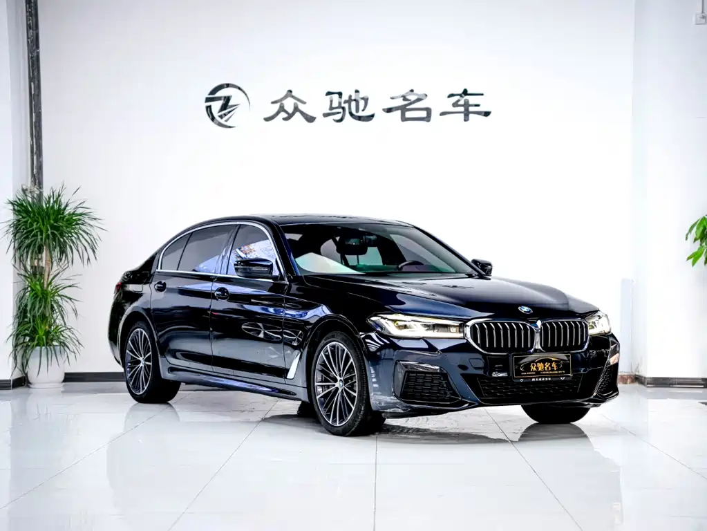 BMW 5 Series 2023 — фото 3