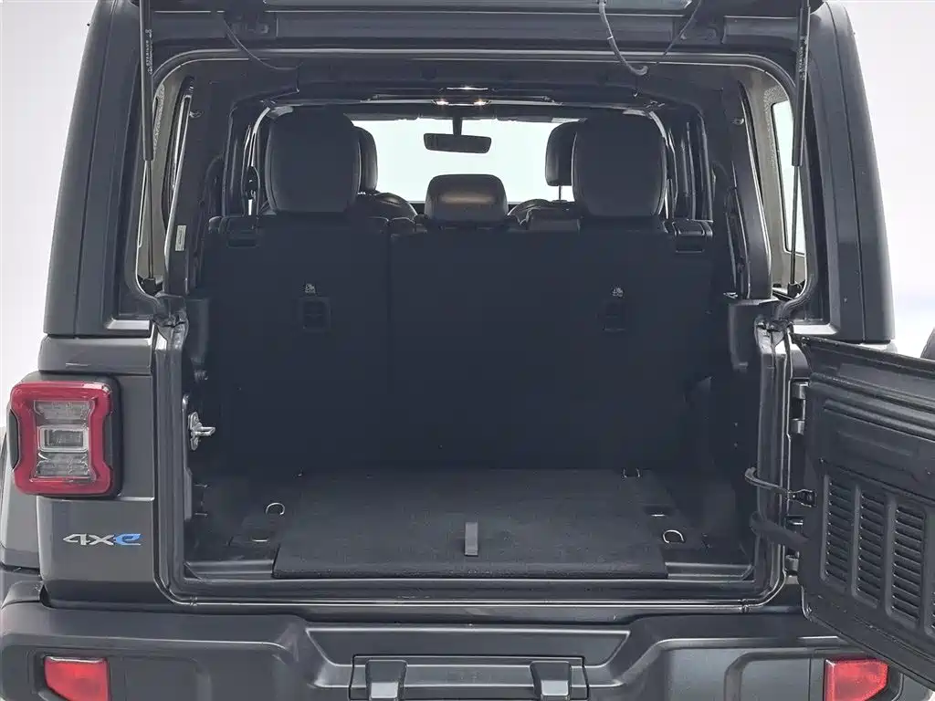 Jeep Wrangler PHEV 2021 — фото 16