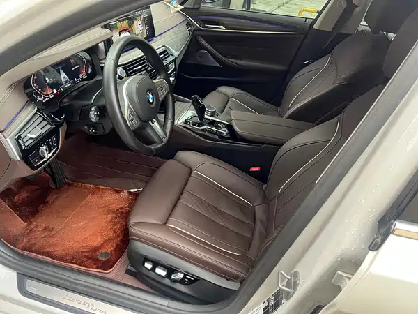 BMW 5 Series 2023
