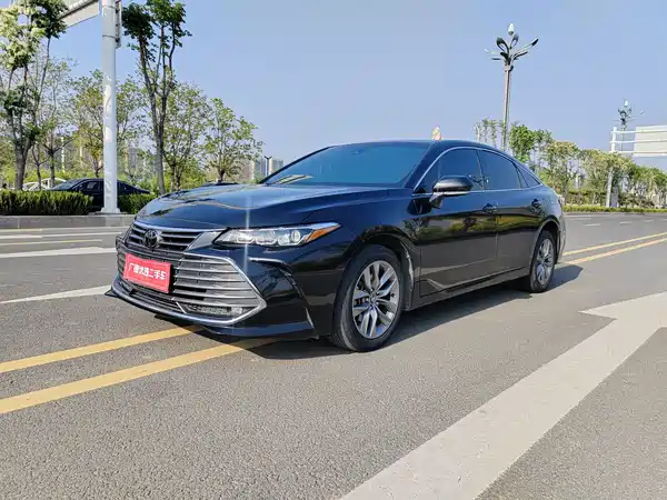 Toyota Avalon 2019