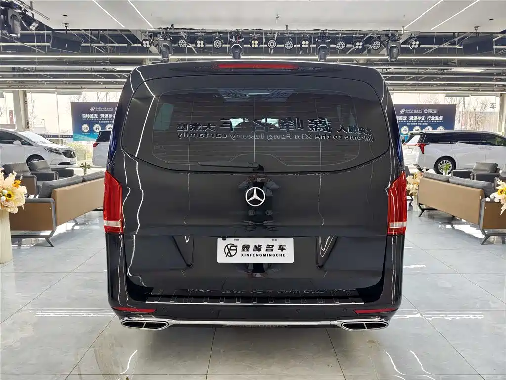 Mercedes-Benz Vito 2023 — фото 22