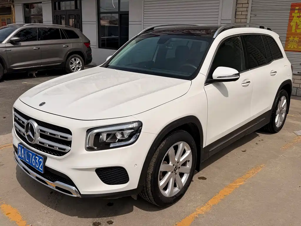 Mercedes-Benz GLB 2020 — фото 1