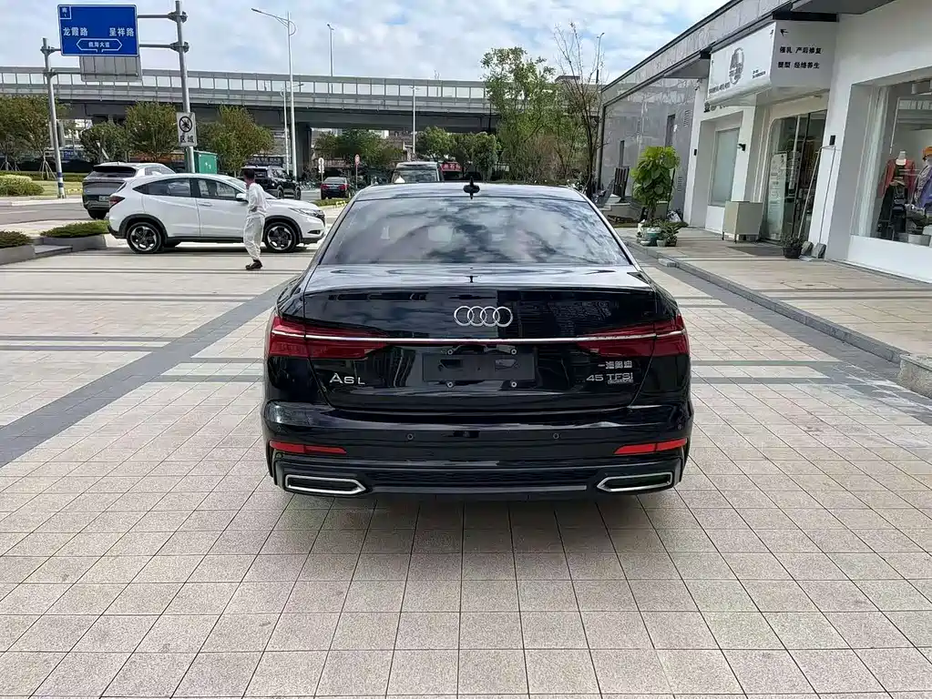 Audi A6L 2021 — фото 14