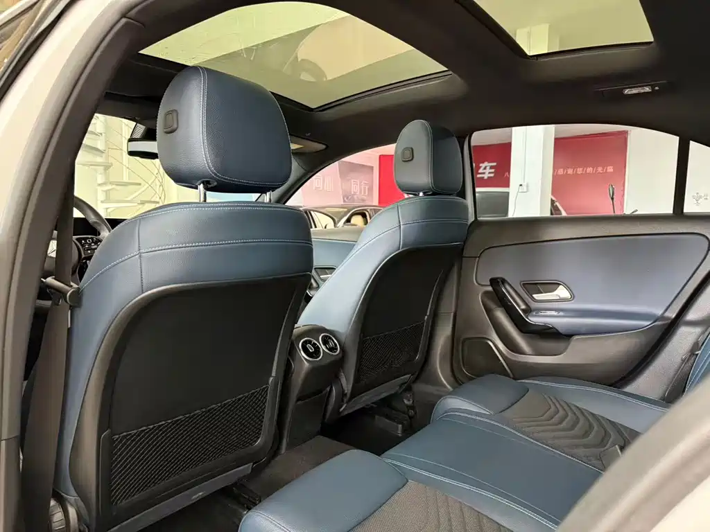 Mercedes-Benz A-Class 2020 — фото 8