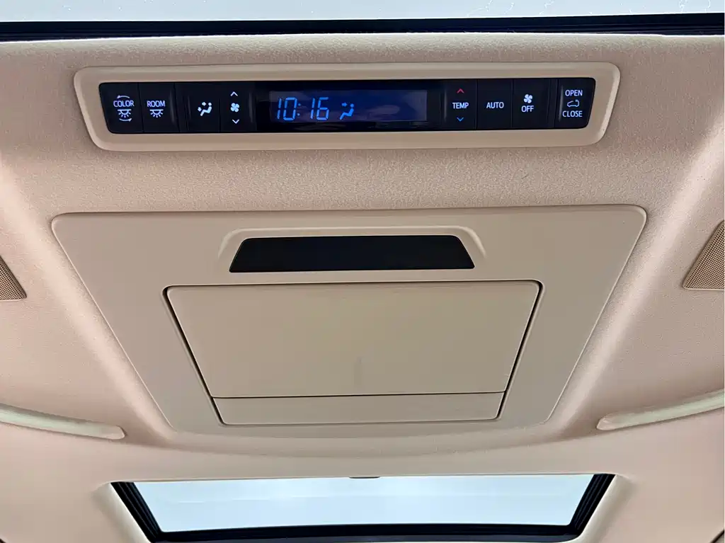 Toyota Vellfire 2022 — фото 20