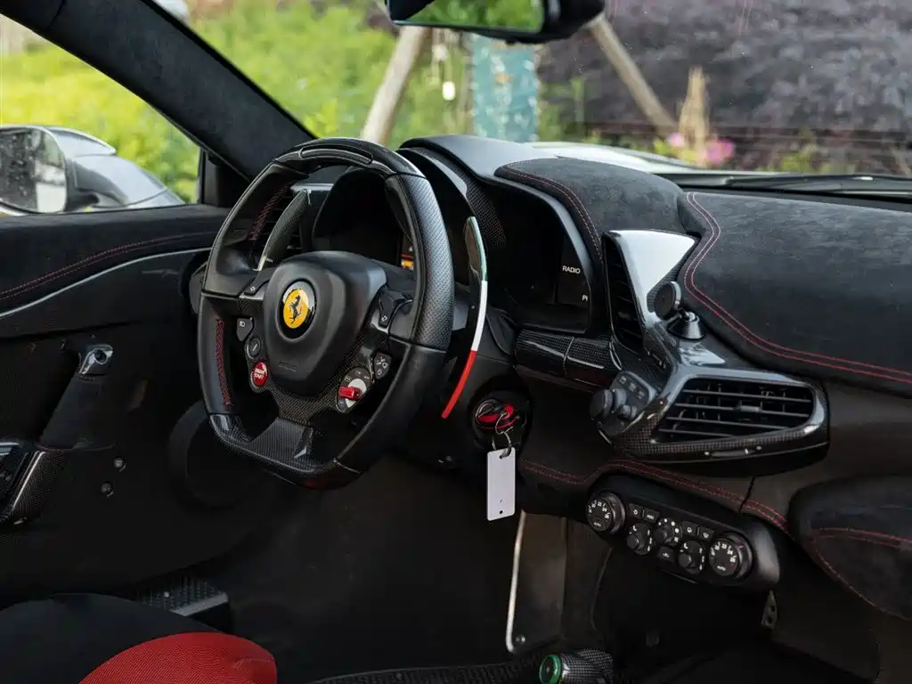 Ferrari 458 2016 — фото 10