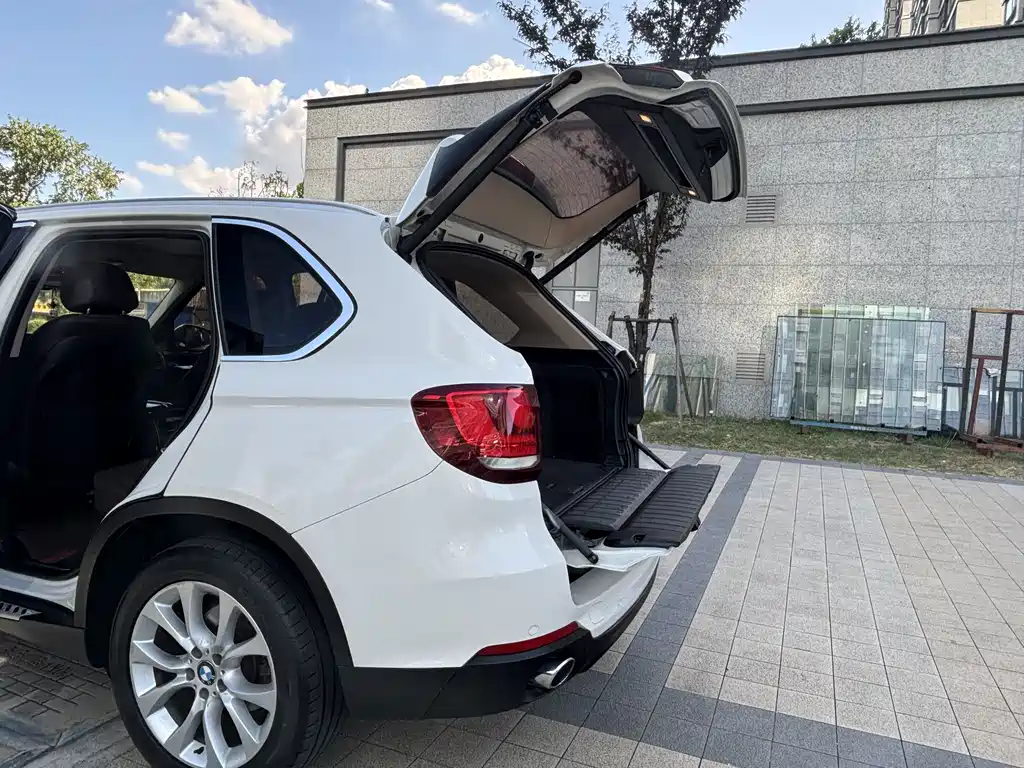 BMW X5 2015 — фото 9