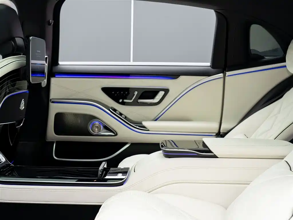 Mercedes-Benz Maybach S-Class 2024 — фото 18