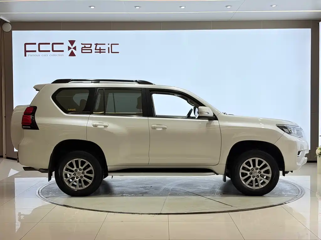 Toyota Prado 2018 — фото 4