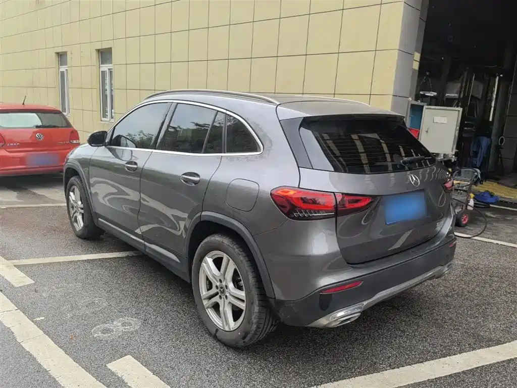Mercedes-Benz GLA 2023 — фото 5