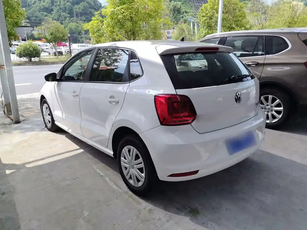Volkswagen Polo 2019 — фото 13