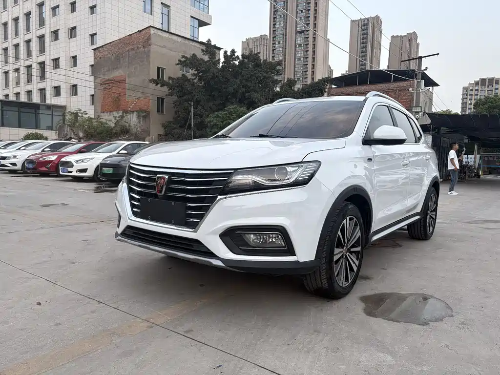 Roewe RX5 2020 — фото 1