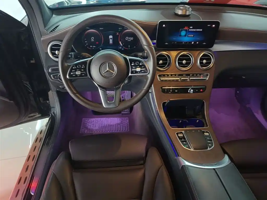 Mercedes-Benz GLC 2019 — фото 11