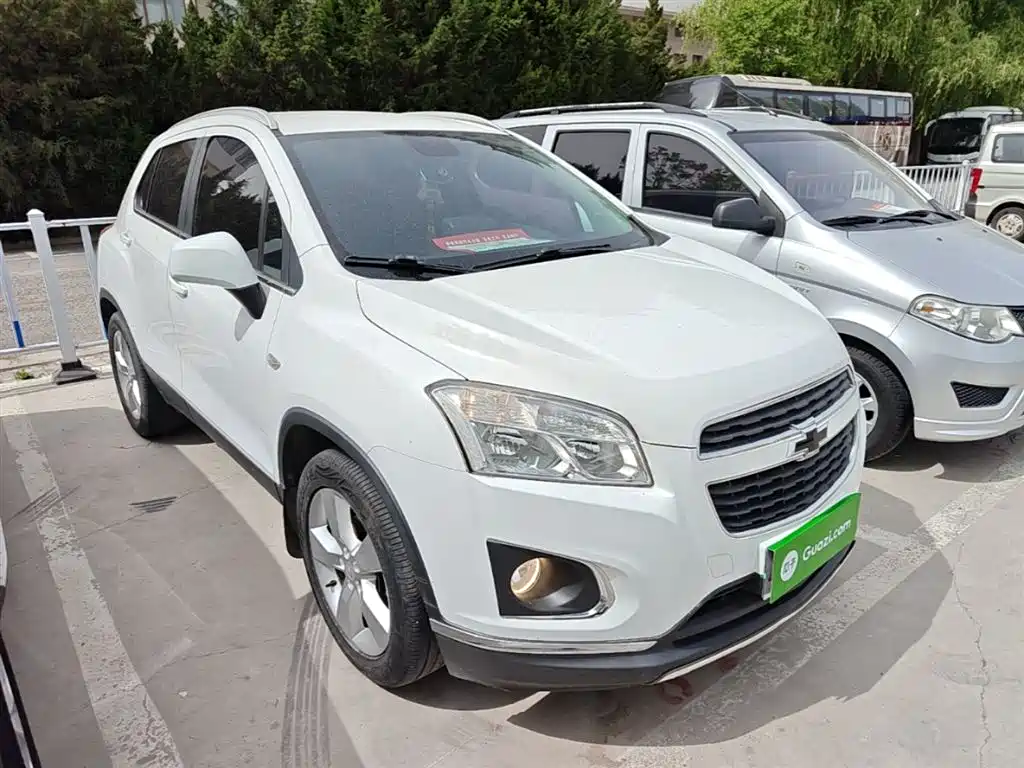 Chevrolet Trax 2015 — фото 4