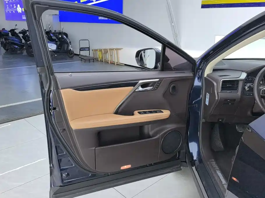 Lexus RX 2017