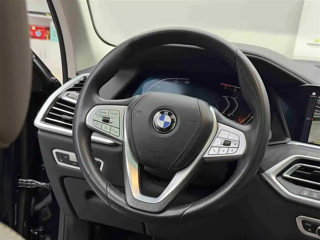 BMW X7 2022 — фото 12