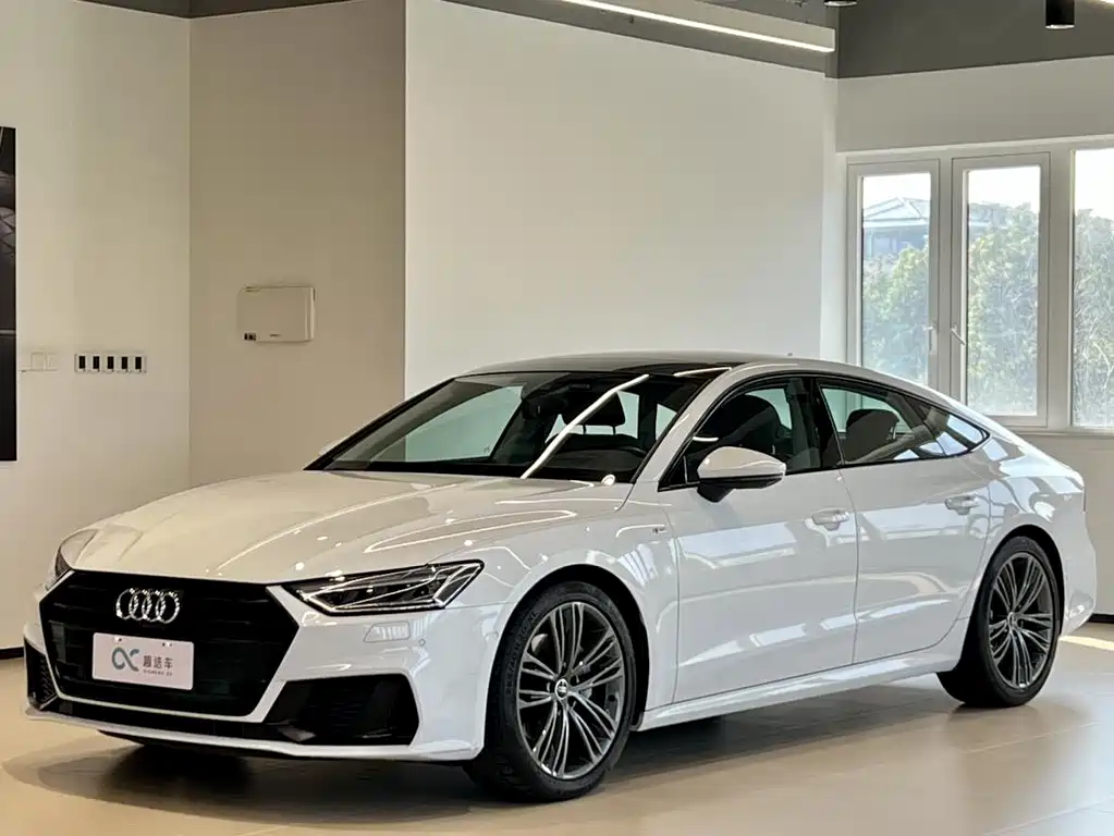 Audi A7 2023 — фото 1