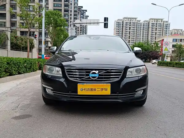 Volvo S80L 2015