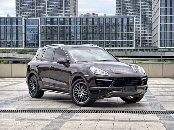 Porsche Cayenne 2014