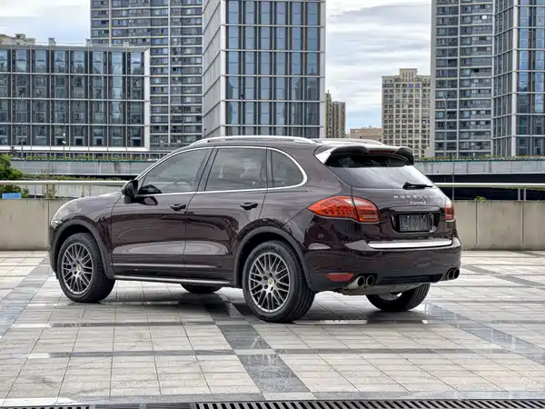 Porsche Cayenne 2014