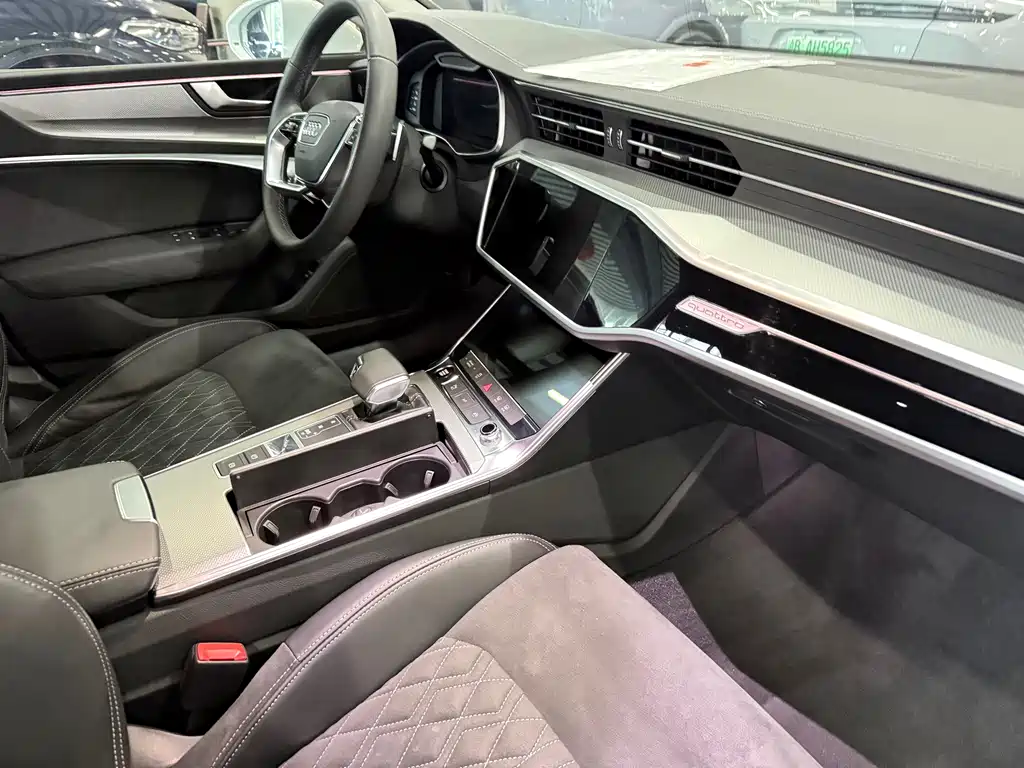 Audi A7L 2024 — фото 10