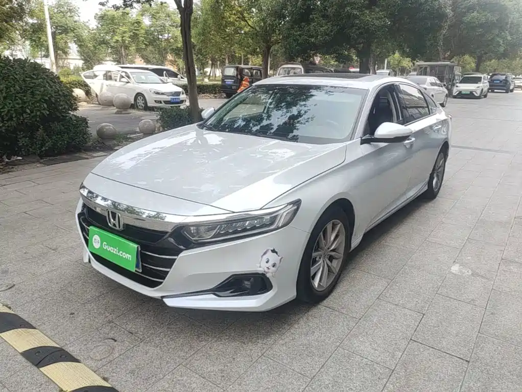 Honda Accord 2023 — фото 2
