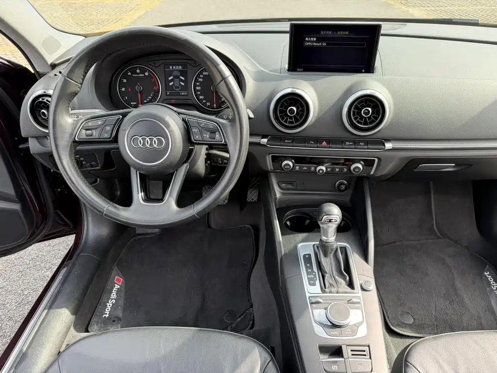 Audi A3 2018 — фото 17