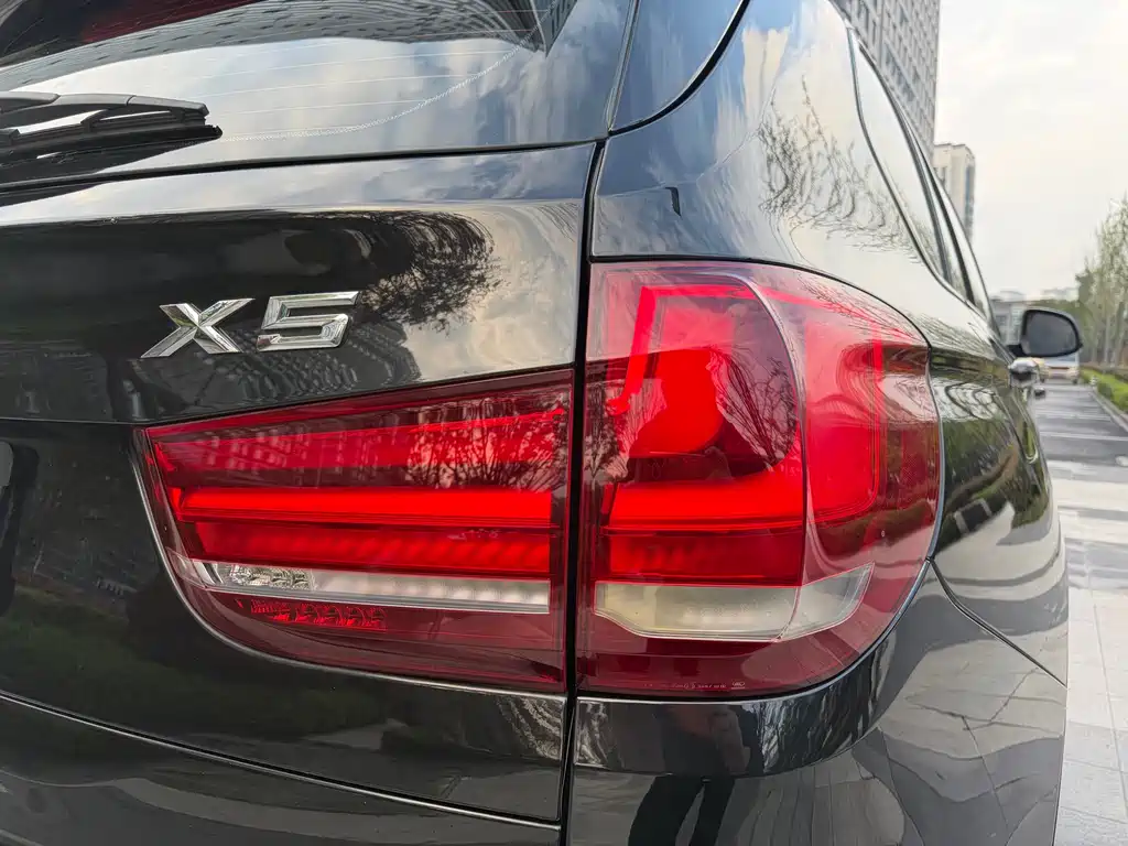BMW X5 2017 — фото 21