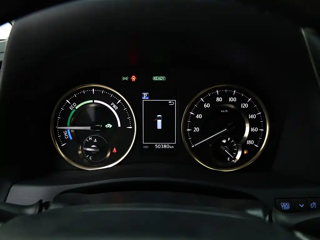 Toyota Alphard 2020 — фото 12